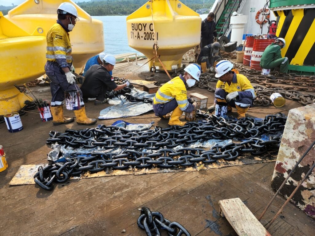 BUOY MAINTENANCE DSLNG