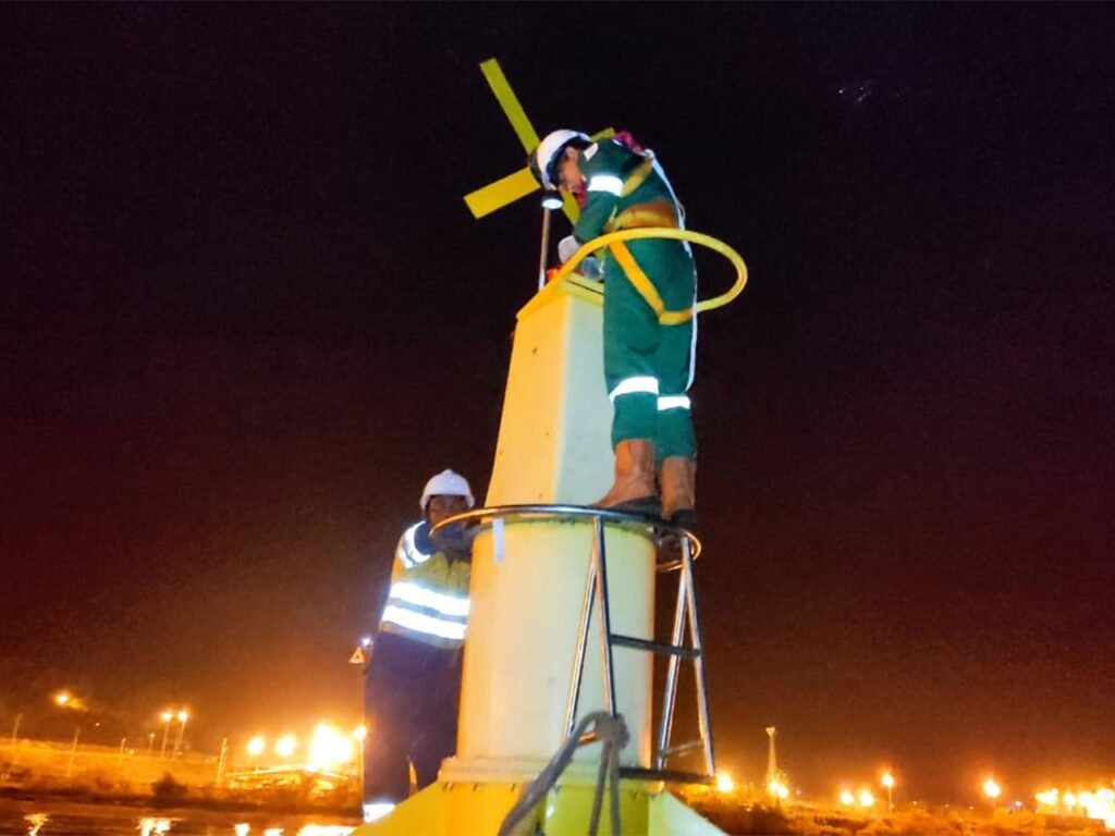 BUOY MAINTENANCE DSLNG